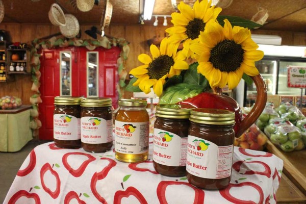 Reid's Orchard fall apple butter and jams